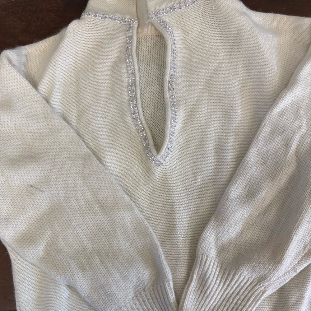 Elegant Cream Sweater with Rhinestone embellishment XS
